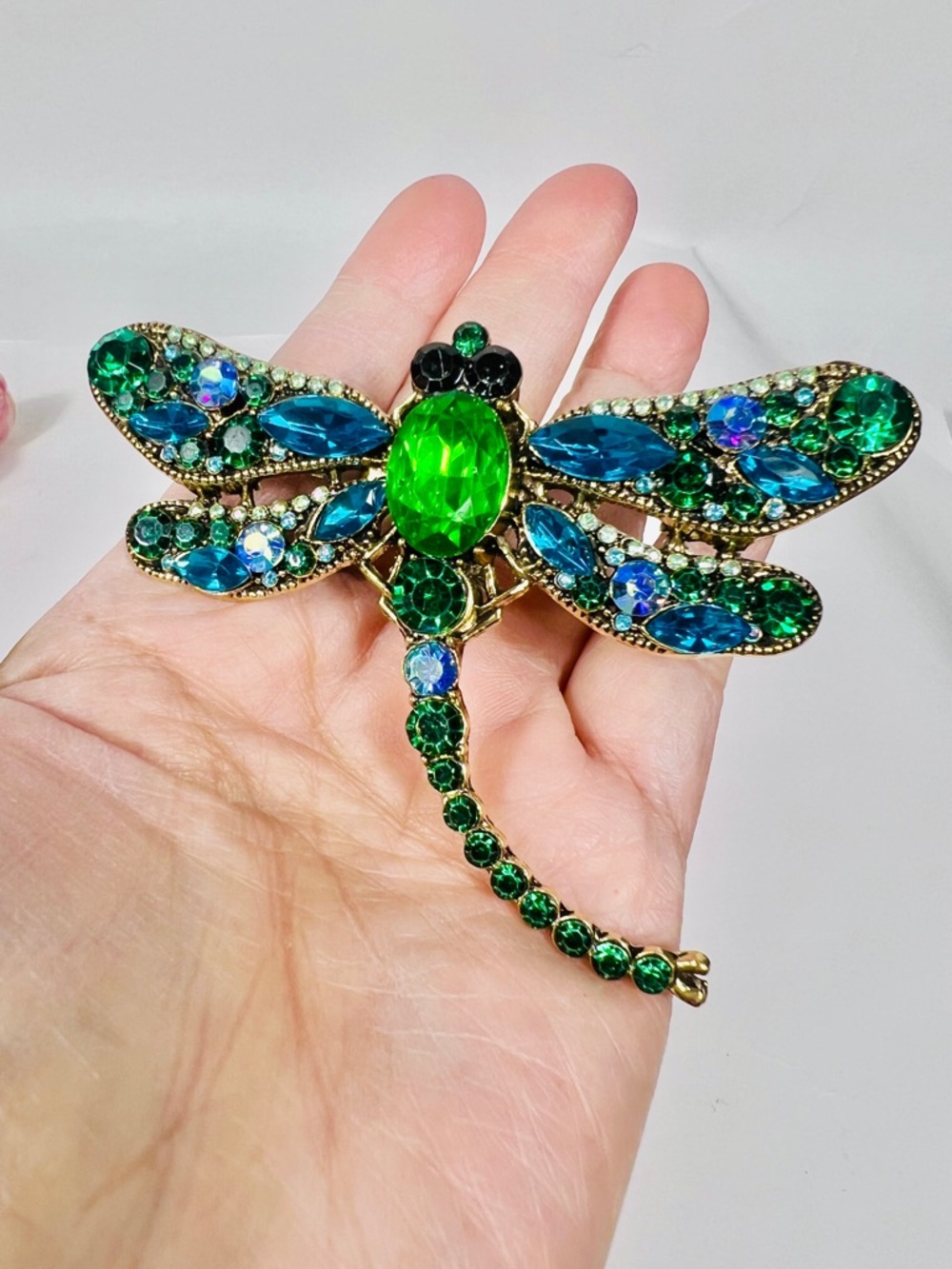 Emerald & Teal Dragonfly Crystal Brooch - Picture 5 of 10